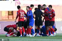 足协杯-大乱斗!多人被罚 申花2-0亚泰晋级八强