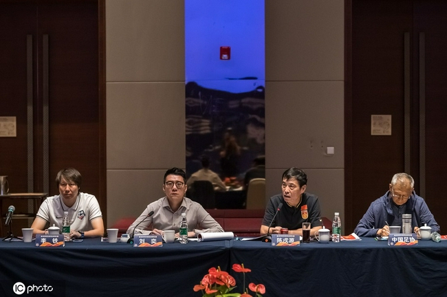 40强赛，是国足及格线，李铁合格了