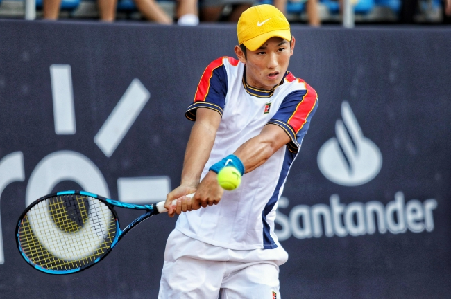 商竣程面对状态大热的马哈奇应对办法不多完败出局