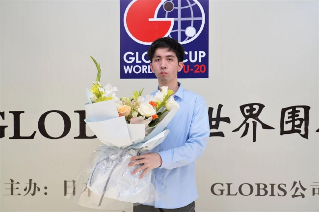 王星昊卫冕冠军