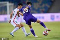 中超-周通梅开二度谭龙破门3人染红 津门虎2-2亚泰
