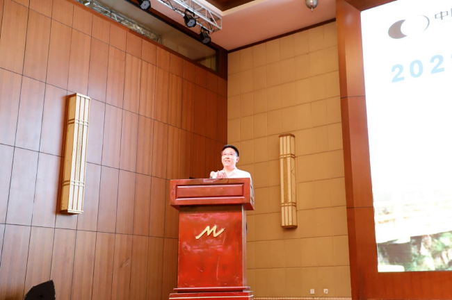 宜春市人民政府副市长江东灿宣布比赛开幕