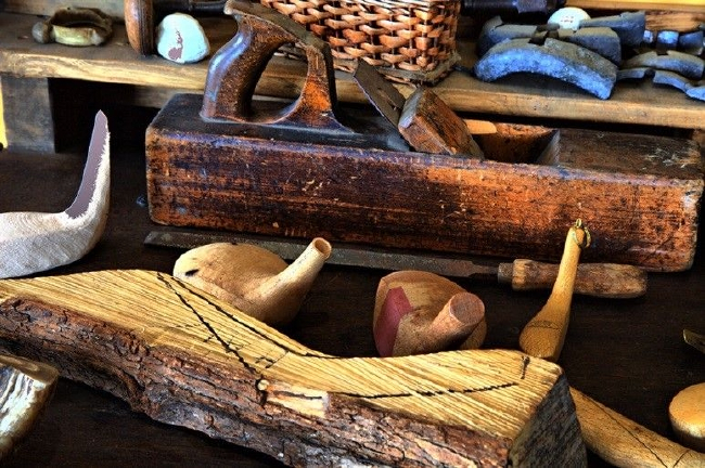 长鼻子球杆头选优的原木