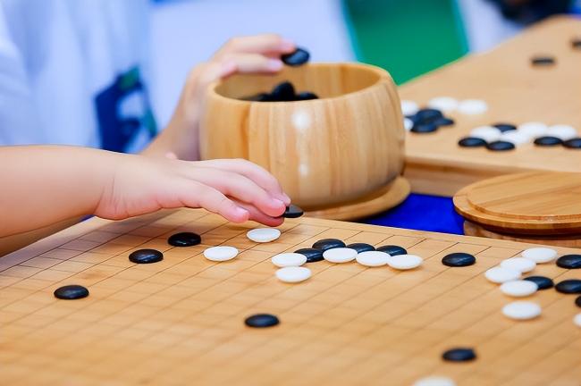 围棋少年积极参与