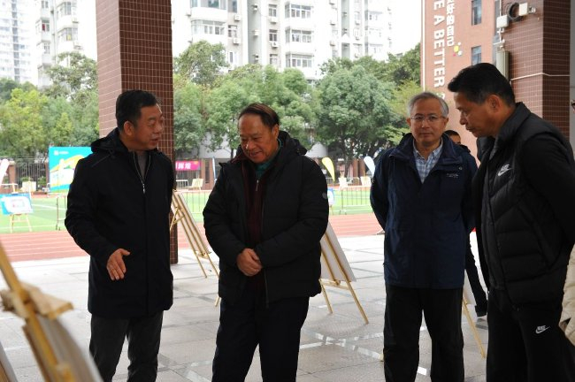 许省长等参观赛事文化展