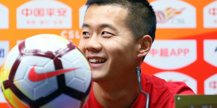 黄博文:恒大不习惯在积分榜落后 国足报到前拿3分