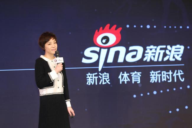 新浪首席运营官兼总裁杜红发表主题演讲。
