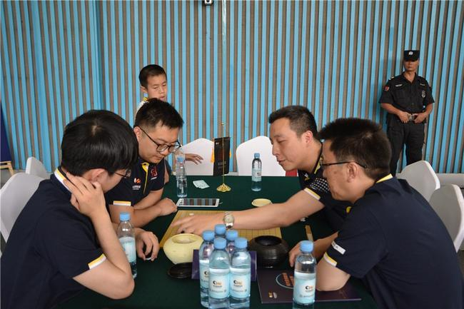 棋界高手云集城围联