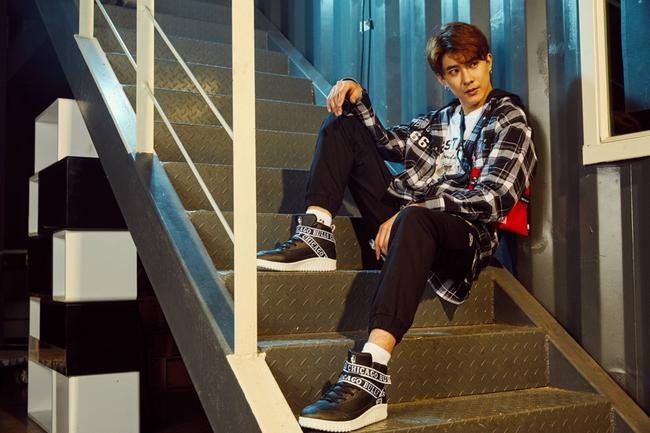 NBA Style携手《中国新说唱》推出联名服装