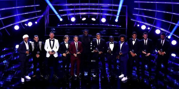 世界球员协会年度最佳阵容:皇马5人 C罗梅西入