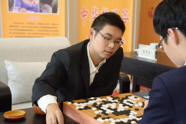 “新名人”芈昱廷