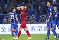 中超-上港平苏宁领先优势缩水 国安压哨点球1-1亚泰