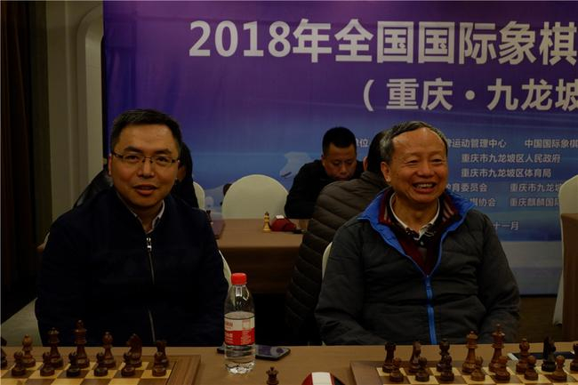 吴少彬与梁金荣