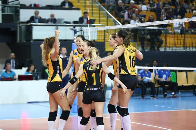 瓦基弗欧冠主场开门红