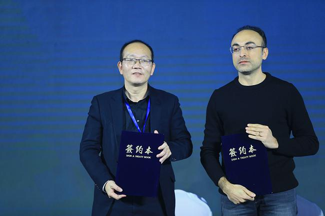 小乔体育与意大利Habits srl公司签署战略合作