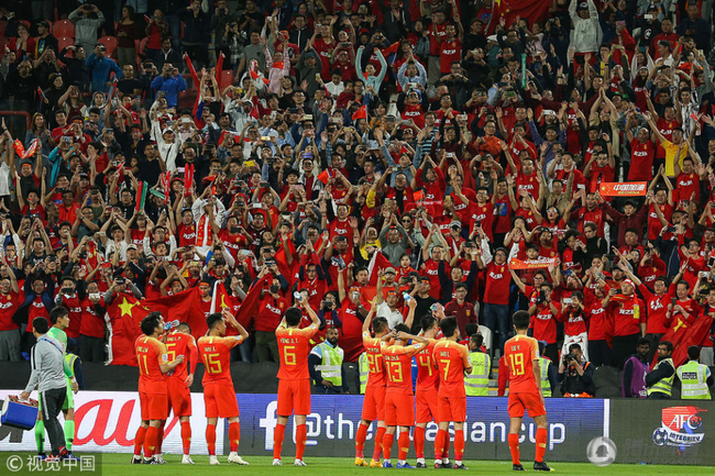 中国队取胜离不开球迷支持