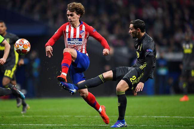 格列兹曼垫射中楣