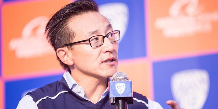 篮网老板蔡崇信被NBA联盟罚款3.5万美元