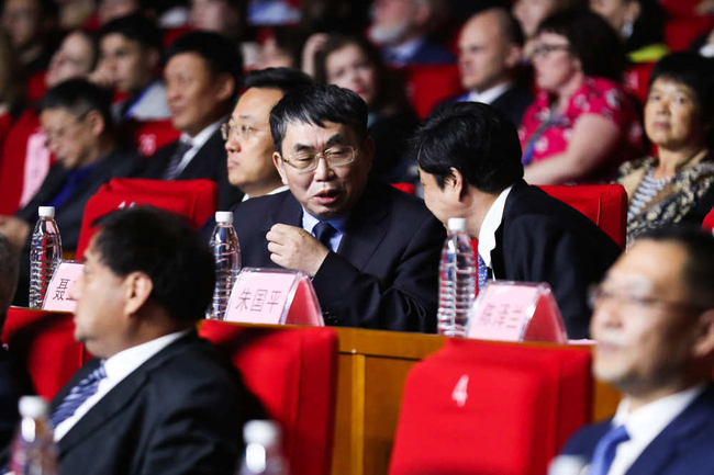 出任赛事推广大使的中国围棋协会副主席、棋圣聂卫平