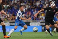 欧联杯-武磊头槌中框+造点+助攻 西班牙人3-1逆转
