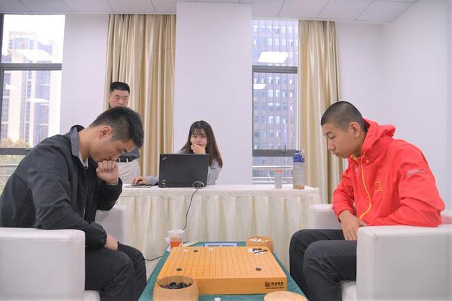 黄春棋不敌吕立言
