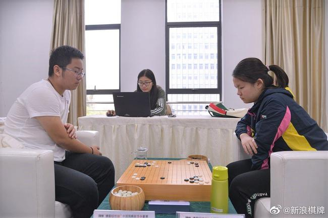 方若曦VS石豫来