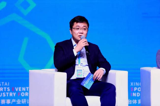 欧神体育管理有限公司CEO、巴彦淖尔国际马拉松与国际铁人三项赛事总监 原野