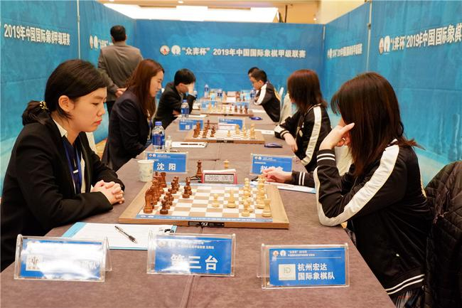 江苏队战胜杭州宏达队