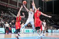 赵继伟23+10辽宁力克吉林4连胜 北京1分险胜上海