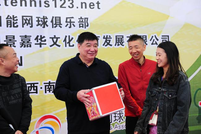 王义夫与观众互动