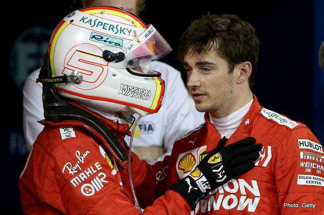 法拉利车队勒克莱尔（右）