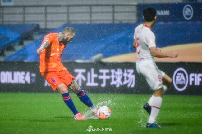 比赛中的卡达尔