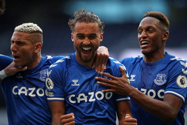 卡尔弗特-勒温庆祝进球