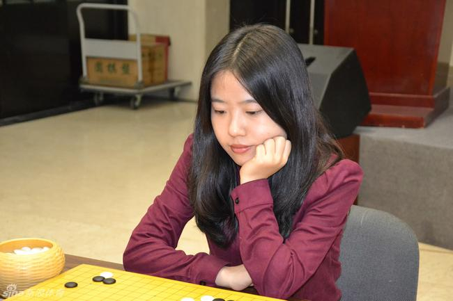 美女棋手范蔚菁（棋魂围棋专业顾问）