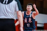 曝CBA未来三年本土球员年薪上限预计为600万元