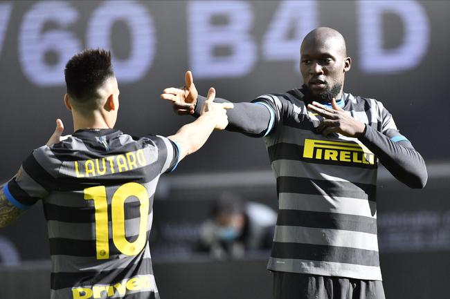 卢卡库和劳塔罗是欧洲足坛本赛季最佳拍档。