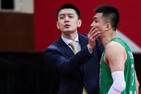 郭艾伦:联赛非常正规专业 二阵是我不配的荣誉