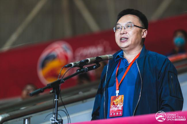 中国篮协协会会员发展部肖红安部长