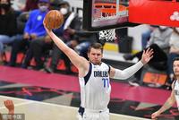东契奇遭逐独行侠仍大胜 瓦莱乔5分骑士10连败