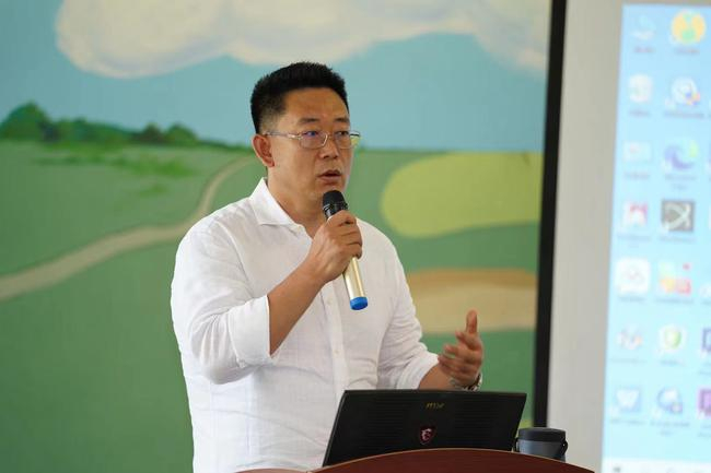 汇佳高尔夫双优项目家长代表刁先生分享