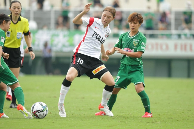 日本女足WELEAGUE正式开赛