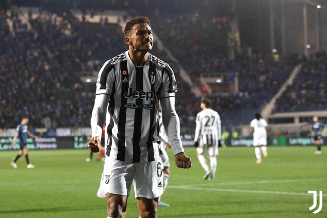 尤文补时绝平亚特兰大