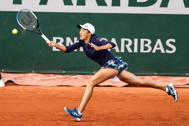 张帅：年轻一代攻击性超强的，我们小的时候追求的网球是全面性