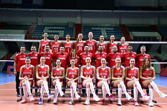 土耳其女排全家福