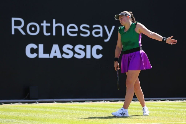 头号种子奥斯塔彭科痛失好局被逆转无缘女单八强