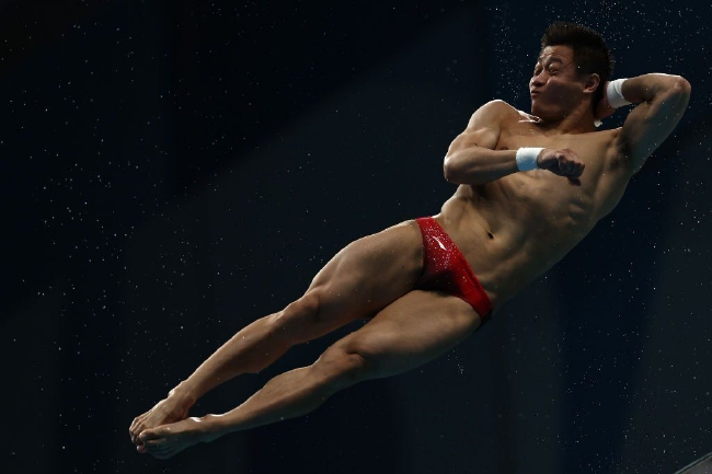 “难度王”杨健虽然在5156B这一跳出现失误，但最后还是以明显优势锁定预赛头名