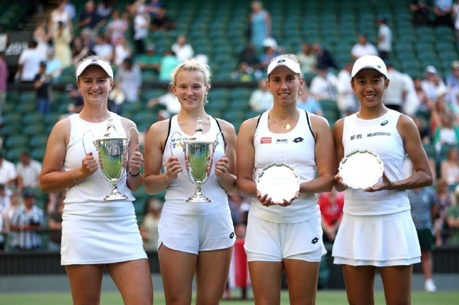 闯入最后决赛的张帅获得了温网女双亚军