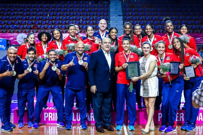 多米尼加荣膺2022年泛美杯女排赛冠军