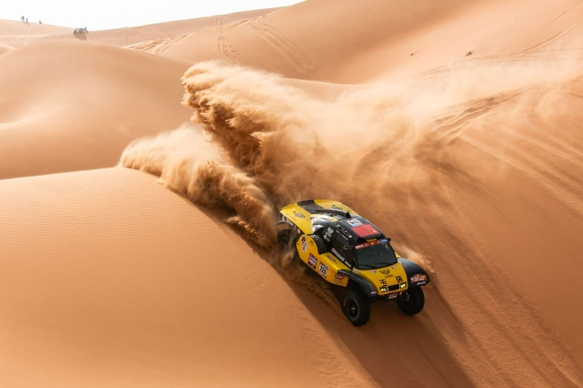 韩魏/马利稳居汽车组总成绩榜第8，创造中国车手最佳战绩在望