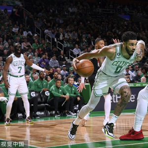 塔图姆领军绿军激战太阳队